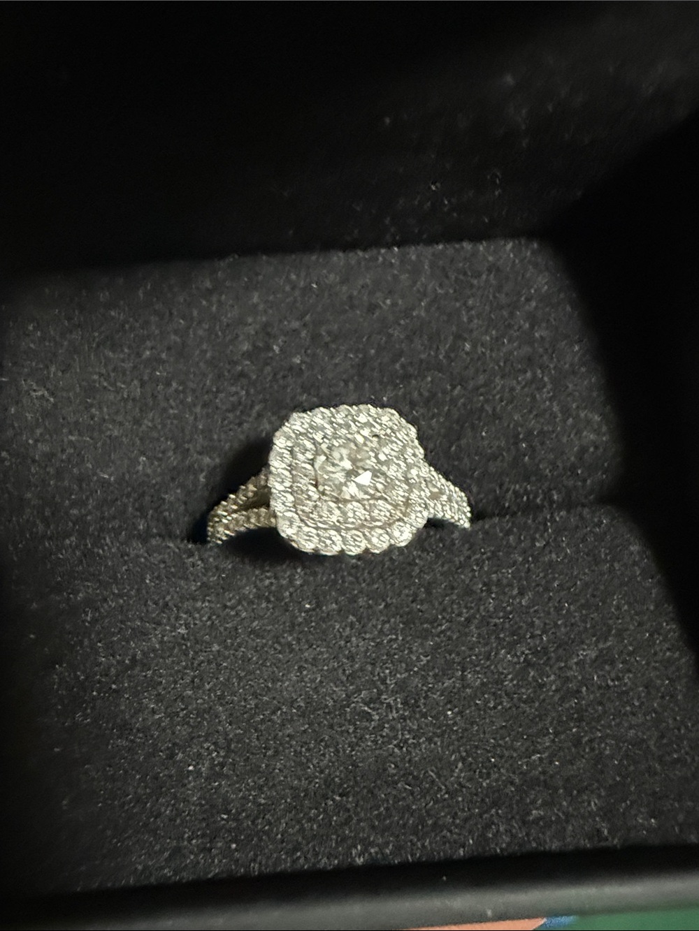 Sparkling Halo Cluster Diamond Ring in Silver